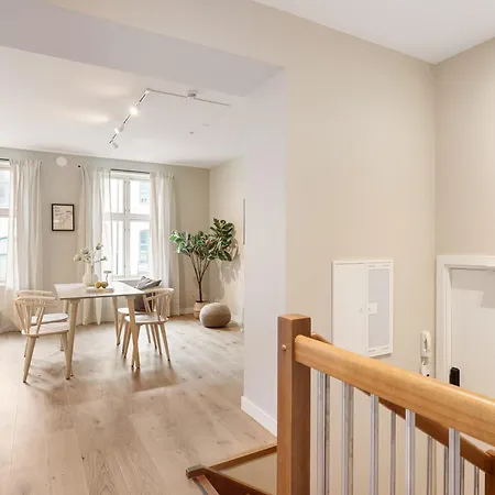 شقة Dinbnb Gruenerlokka I 2-bedroom Duplex