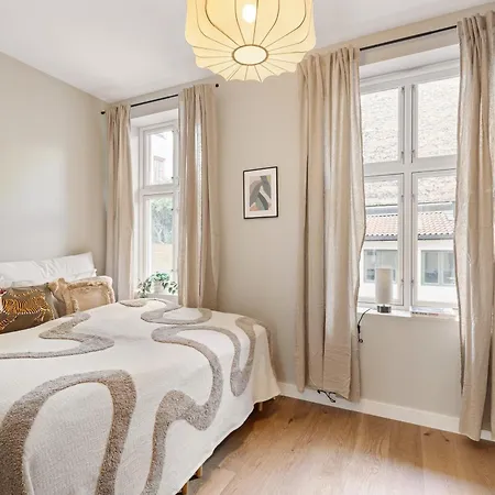 Dinbnb Gruenerlokka I 2-bedroom Duplex 奥斯陆
